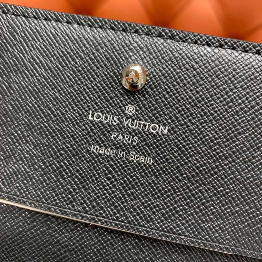 VÍ LOUIS VUITTON MONOGRAM WALLET