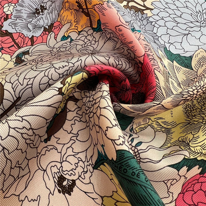 KHĂN Hermes Robe Legere Silk scarf