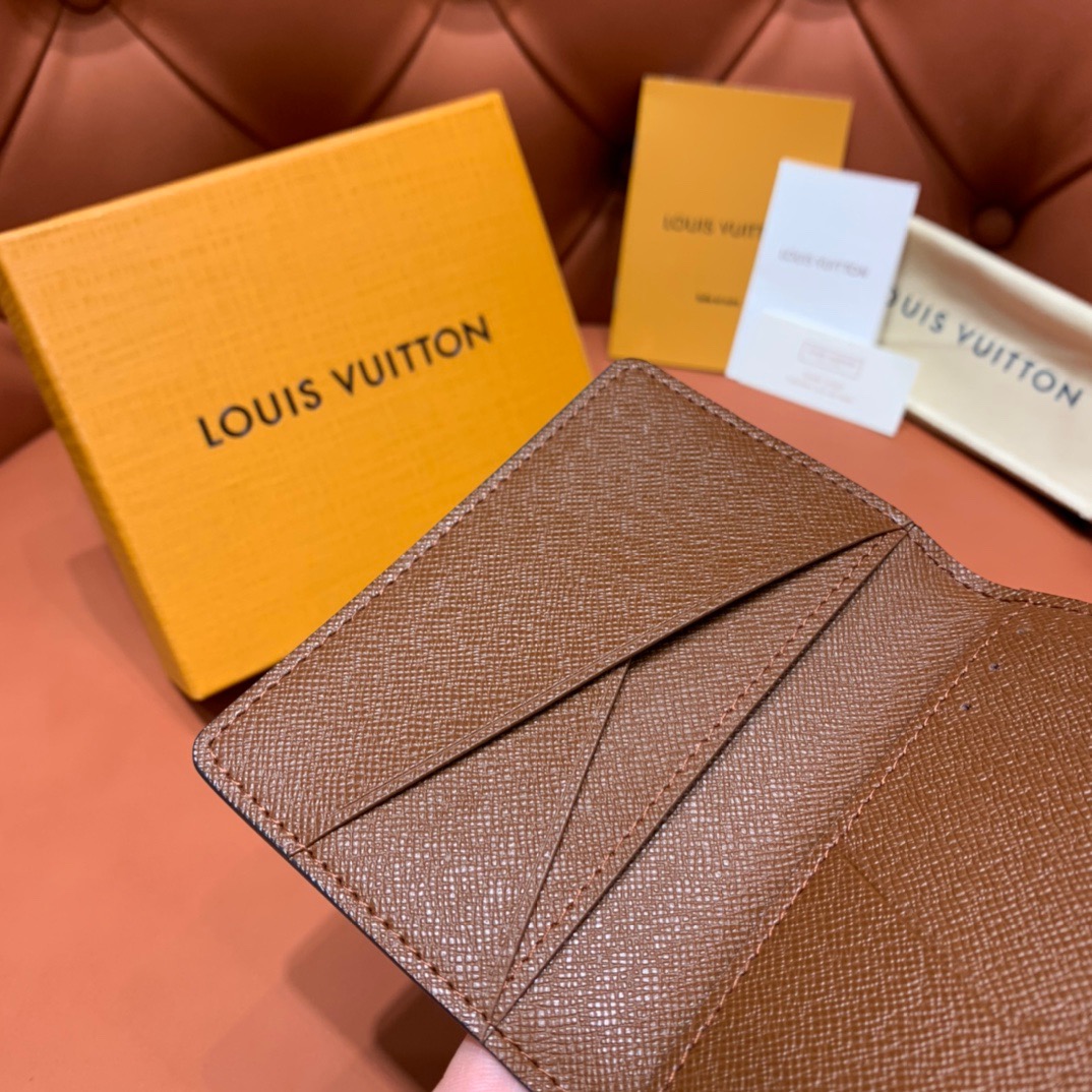 VÍ LOUIS VUITTON MONOGRAM WALLET
