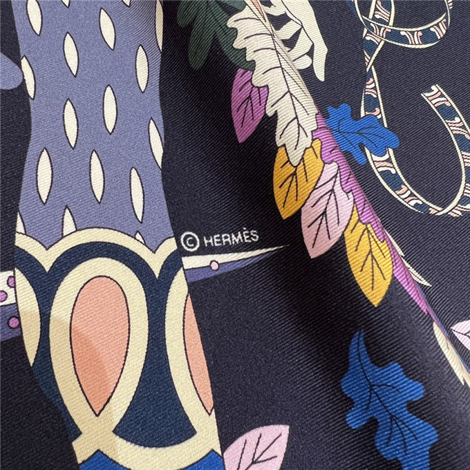 KHĂN Hermes Le Sacre Des Saisons Silk scarf
