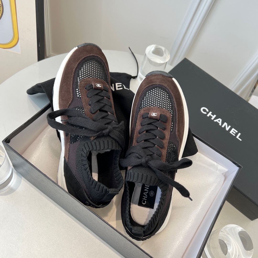 GIÀY CHANEL CC LOGO SNEAKER SHOES