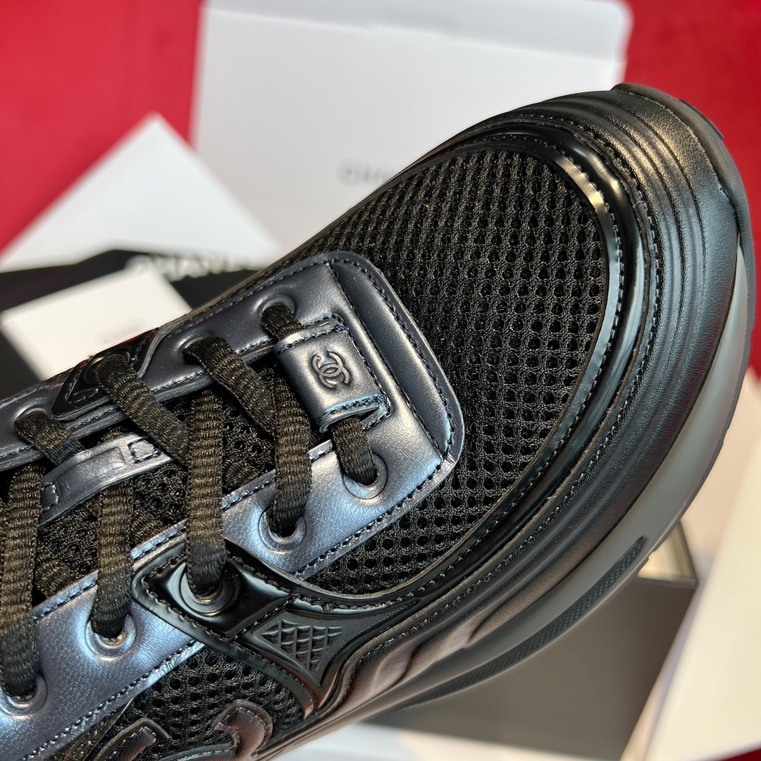 GIÀY CHANEL CC LOGO SNEAKERS BLACK SHOES