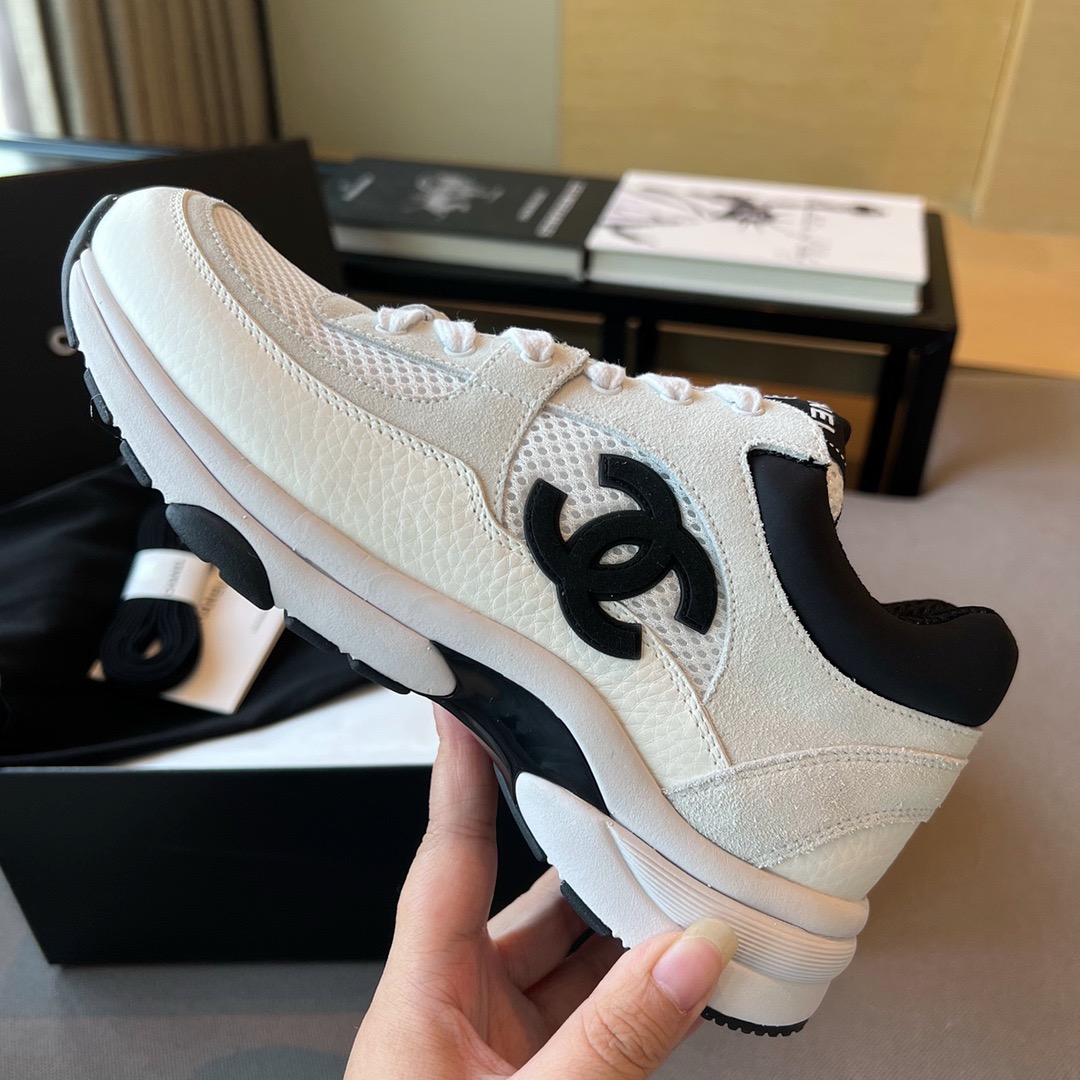GIÀY CHANEL CC LOGO SNEAKERS