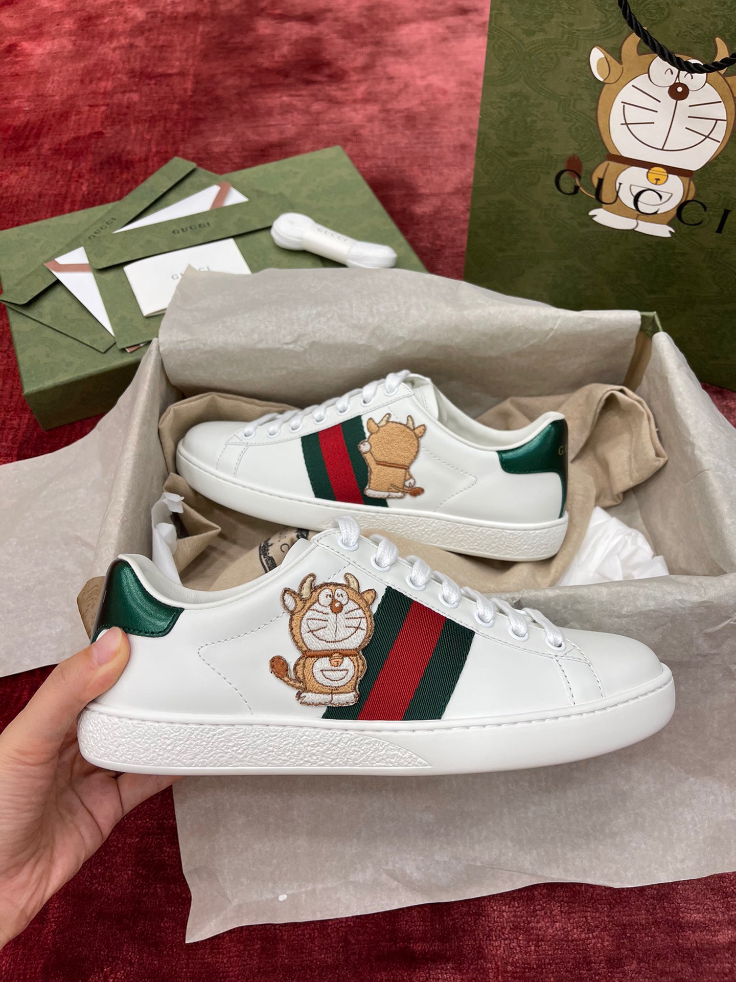 GIÀY GUCCI Leather Ace Sneakers Doraemon White