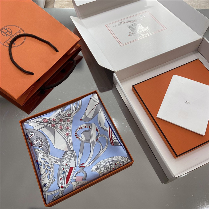 KHĂN Hermes Silk scarf