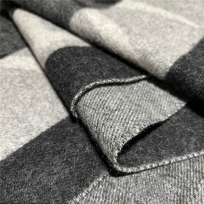 KHĂN Louis Vuitton LV Cashmere scarf