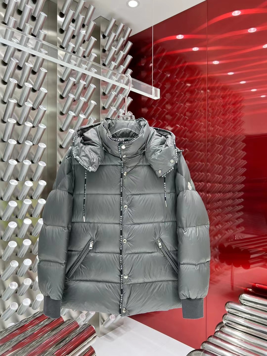 ÁO MONCLER SKII DOWN JACKET