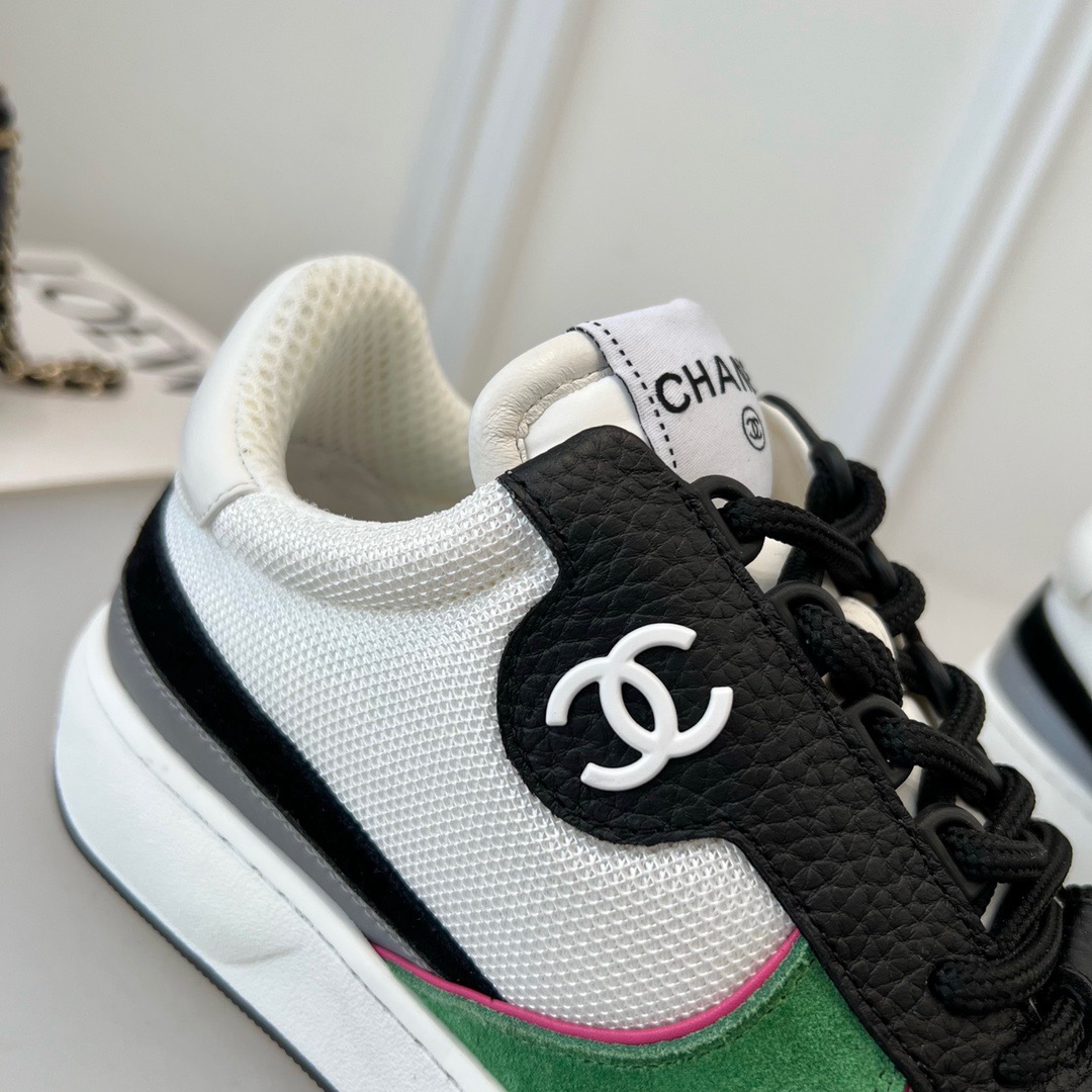 GIÀY CHANEL CC LOGO SNEAKERS shoes