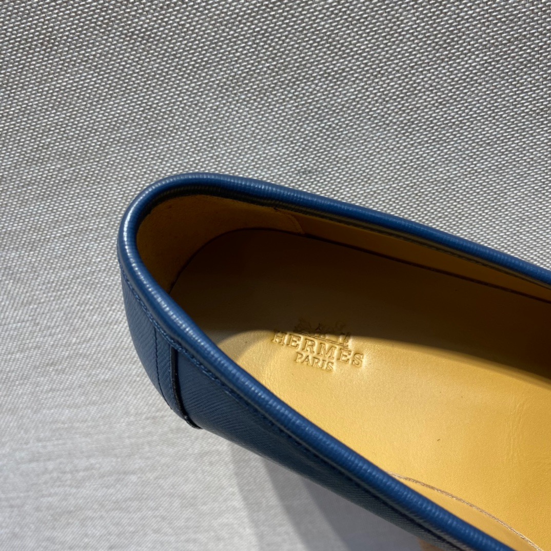 GIÀY HERMES LEATHER BLUE LOAFER SHOES