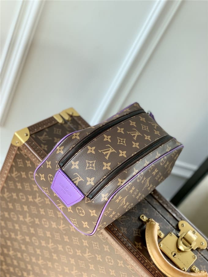 Túi LOUIS VUITTON dopp kit toilet pouch bag unisex