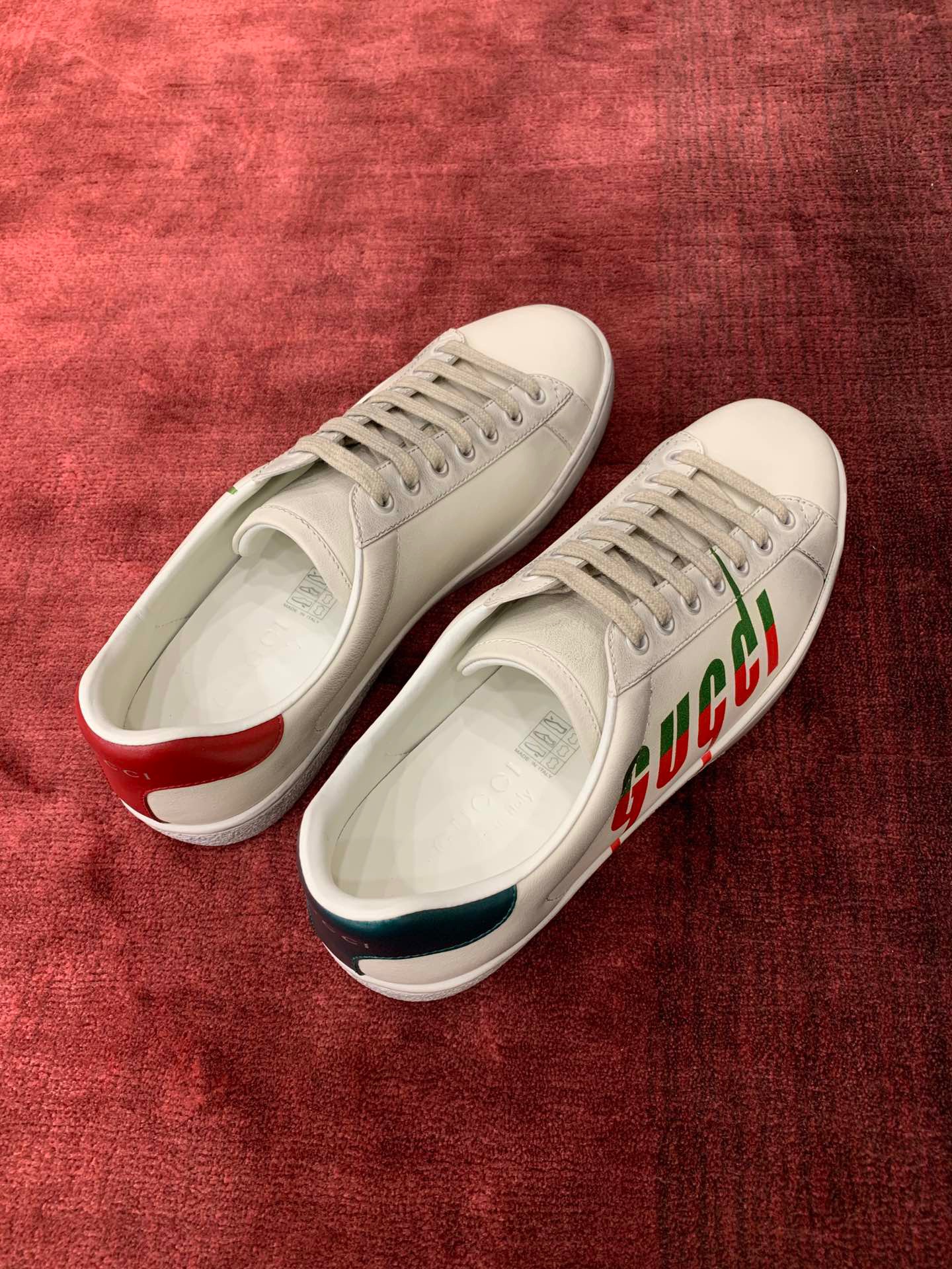 GIÀY GUCCI Leather Ace Sneakers Blade White