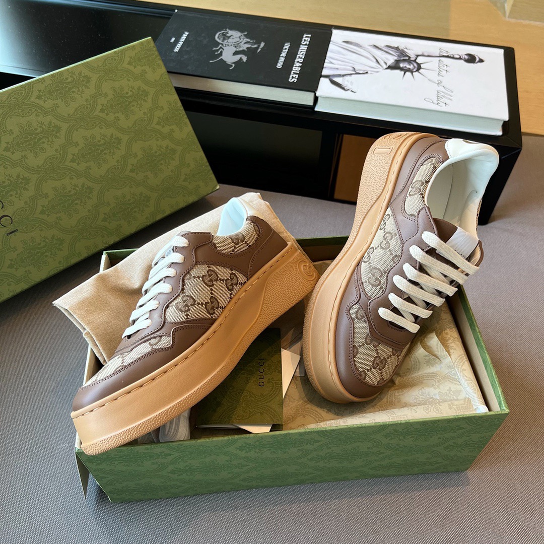 GIÀY GUCCI GG LEATHER  LOGO LOAFER SHOES