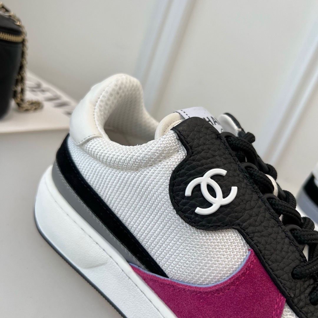GIÀY CHANEL CC LOGO SNEAKER SHOES