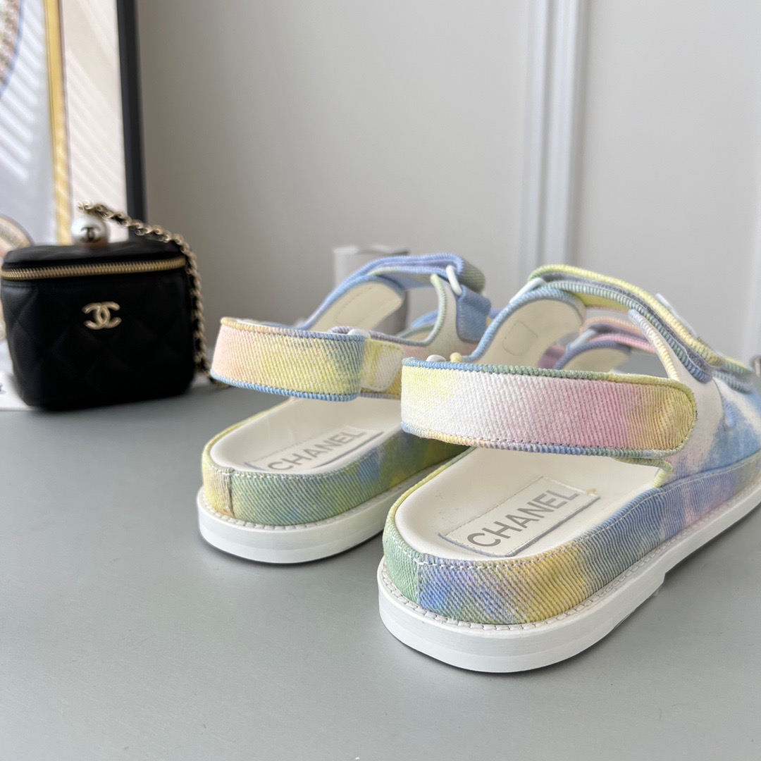 GIÀY CHANEL CC LOGO SANDALS