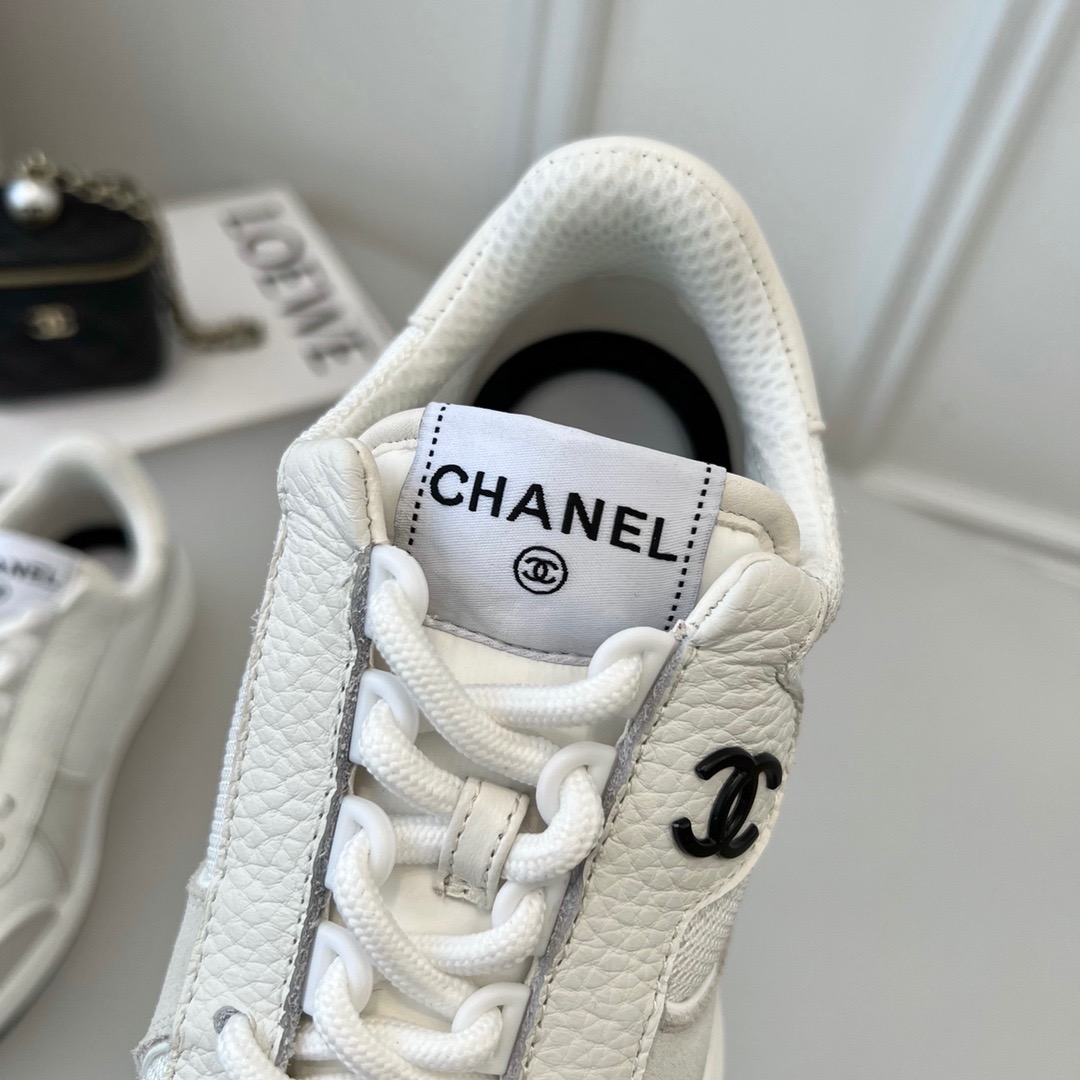 GIÀY CHANEL CC LOGO SNEAKER SHOES