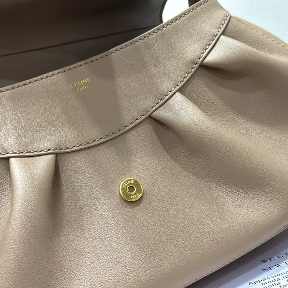 TÚI CELINE Medium Polly Bag in Supple Calfskin