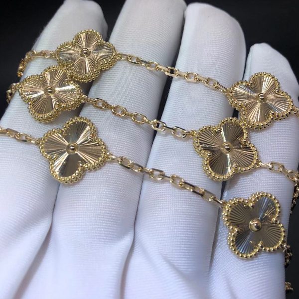 Vòng cổ Van Cleef & Arpels Vintage Alhambra 10 Motifs Guilloché vàng vàng 18K