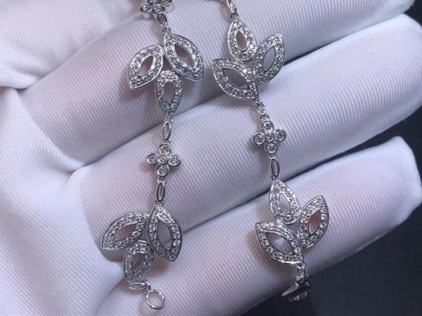 Vòng tay Harry Winston Lily Cluster diamond kim cương vàng trắng 18K