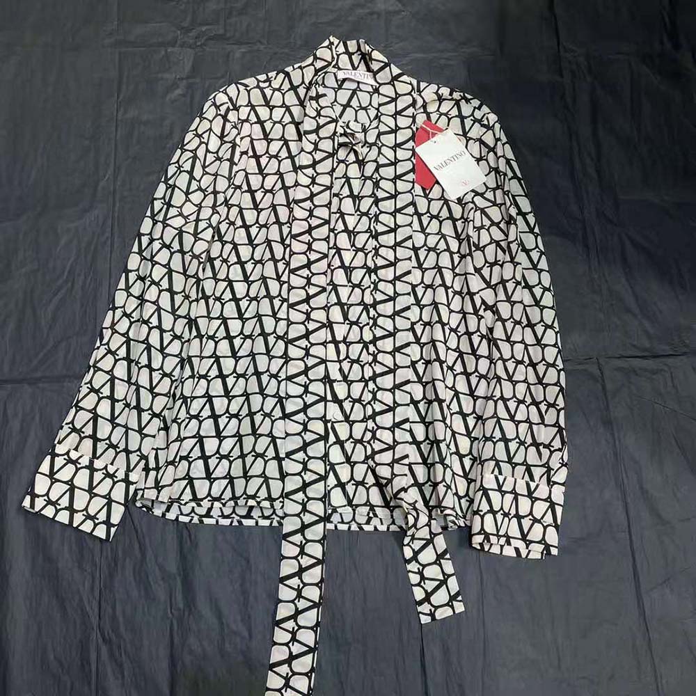 ÁO Valentino Women Toile Iconographe Crepe De Chine Blouse-Black