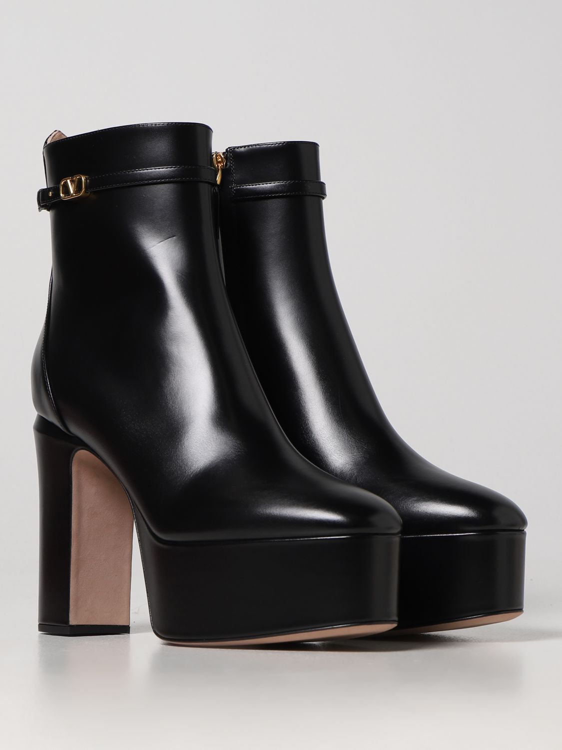 GIÀY VALENTINO GARAVANI Black heeled booties