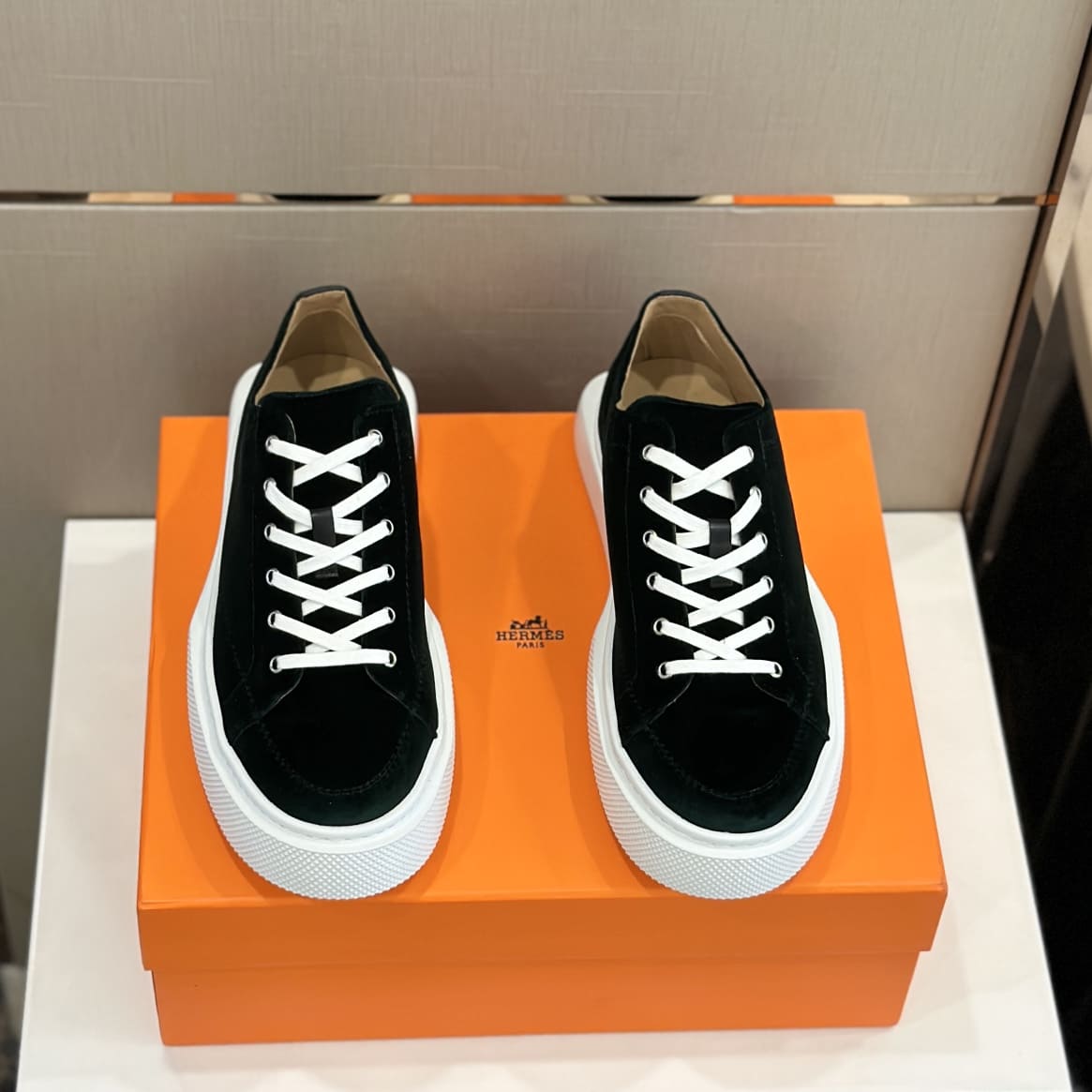 GIÀY HERMES SNEAKER LOW SPORTS SUEDE BLACK