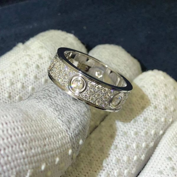 Nhẫn Cartier Love đính kim cương vàng trắng 18K