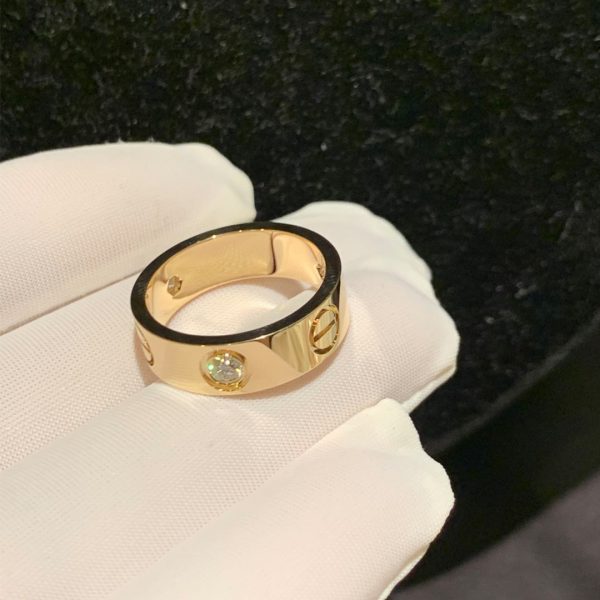 Nhẫn Cartier Love kim cương vàng hồng 18K