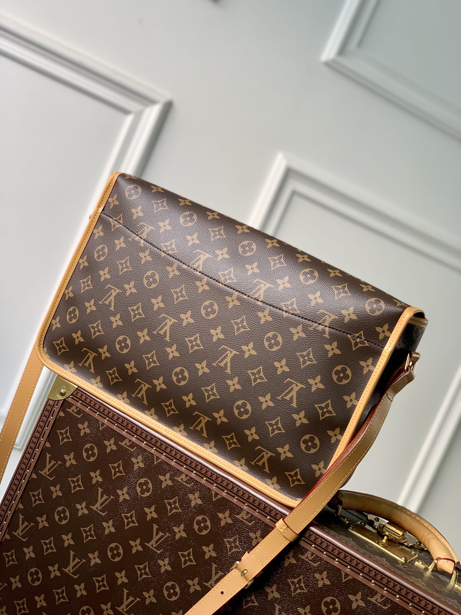 TÚI LOUIS VUITTON Boulogne Monogram Messenger Bag