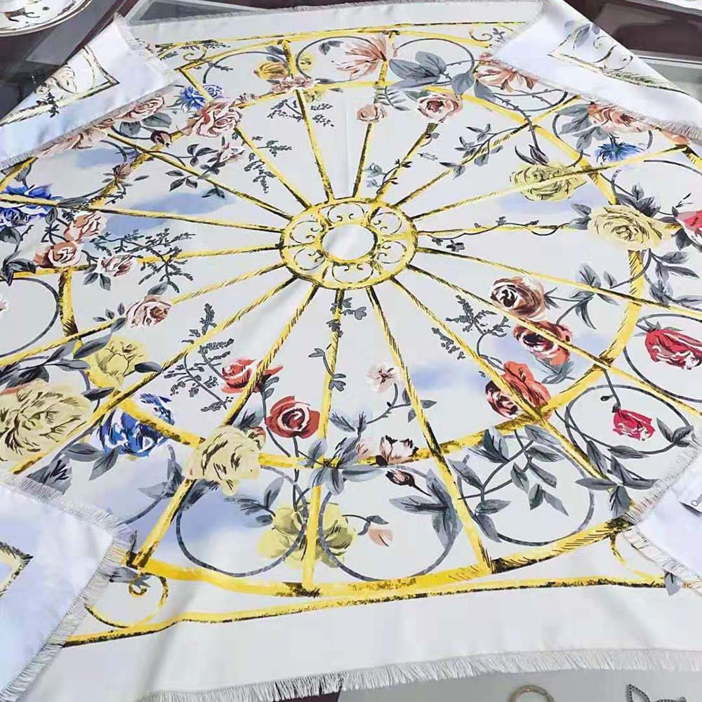 KHĂN Dior Granville 90 Square Scarf White and Gray Silk Twill