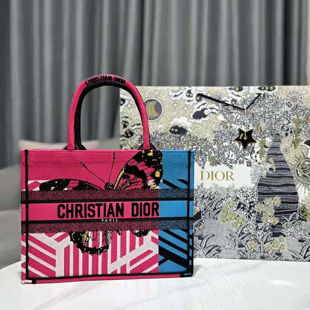 TÚI Dior Women Medium Dior Book Tote Bright Blue and Pink D-Jungle Pop Embroidery