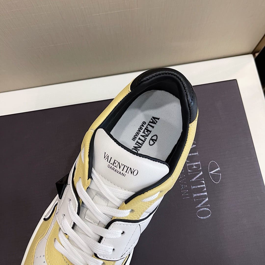 GIÀY VALENTINO GARAVANI SNEAKERS SHOES AAA