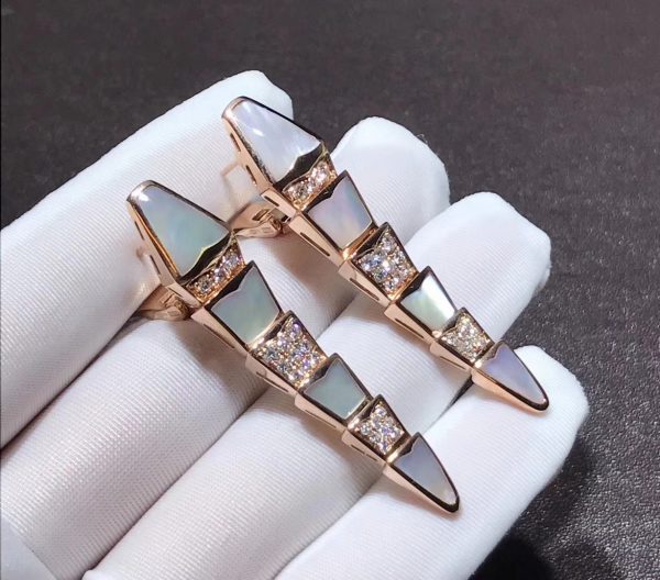 Bông tai BVLGARI Serpenti kim cương hoa tai xà cừ vàng hồng 18K