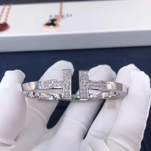 Vòng tay Tiffany & Co Tiffany T Square kim cương vàng trắng 18K