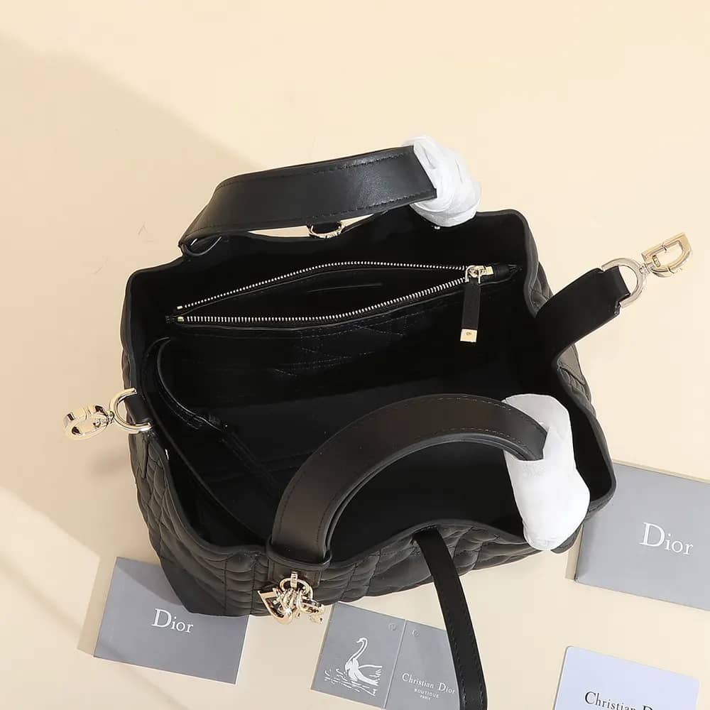 TÚI Dior Toujours màu đen Macrocannage Calfskin cỡ nhỏ