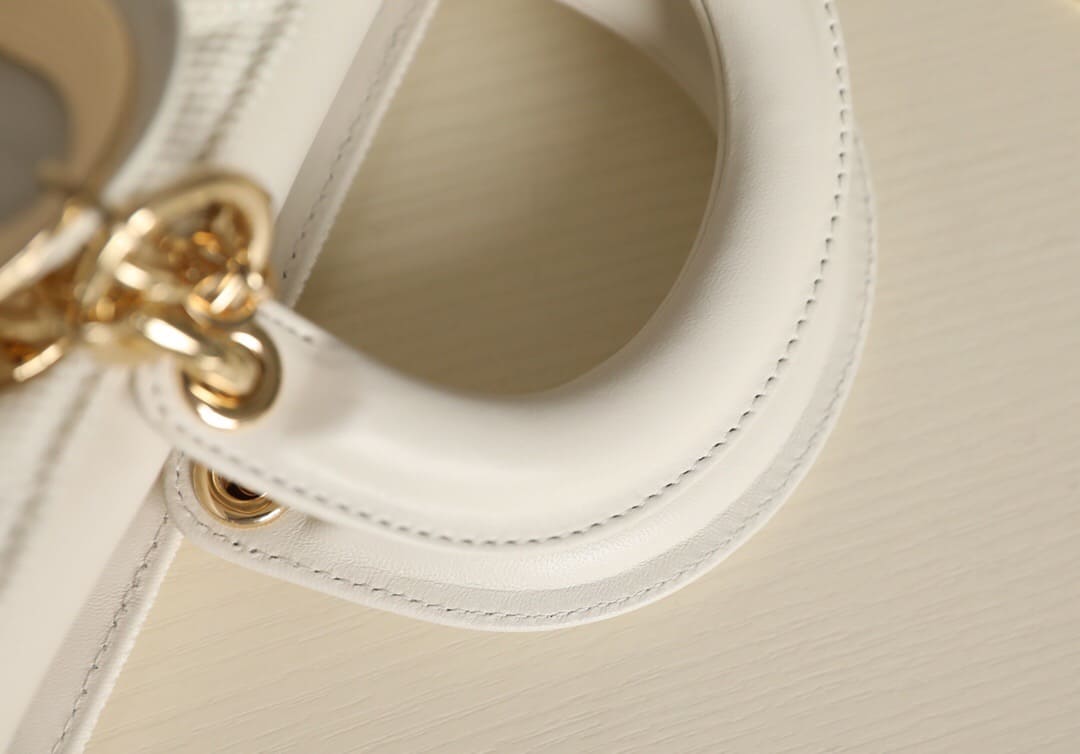 TÚI CHRISTIAN DIOR Lady D-Joy Bag Bright Mesh White