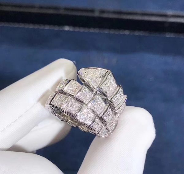 Nhẫn BVLGARI Serpenti Viper Full Diamond Paved vàng trắng 18K