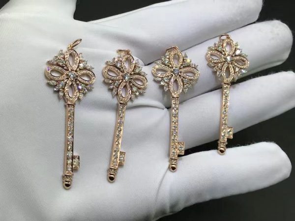 Vòng cổ Tiffany & Co Victoria dây chuyền chìa khóa vàng hồng 18K