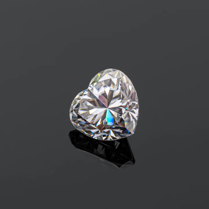 KIM CƯƠNG Heart Cut Natural White Loose Moissanite Stone
