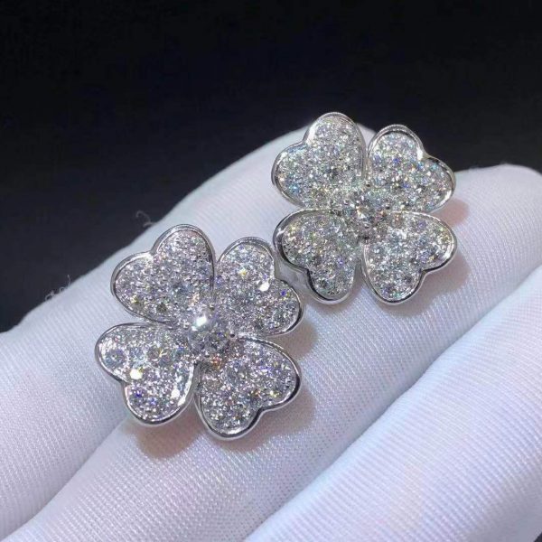 Bông tai Van Cleef & Arpels Cosmos kim cương vàng trắng 18K