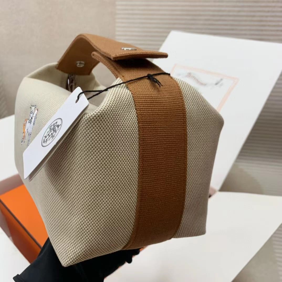 TÚI HERMES TROUSSE DE TOILETTE BRIDE A BRAC PM HORSE A CHILD