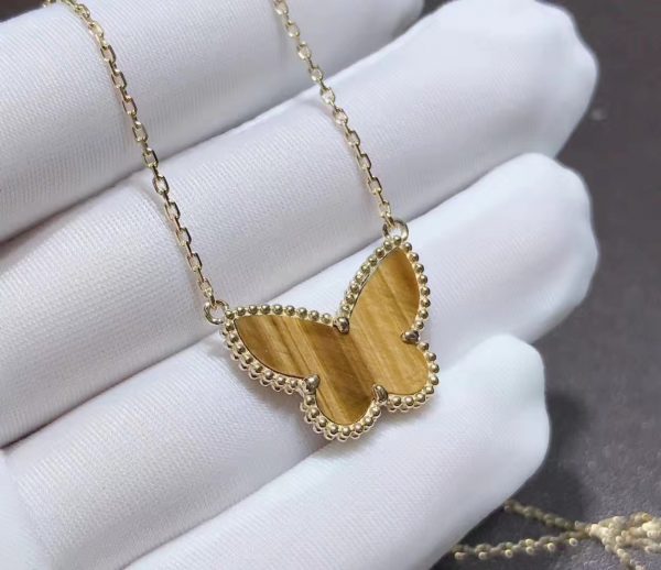 Vòng cổ Van Cleef & Arpels Lucky Alhambra mặt dây chuyền bướm mắt hổ vàng vàng 18K