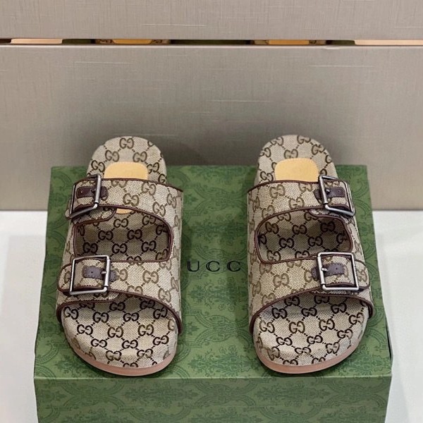 DÉP GUCCI GG CANVAS MAN SLIPPER