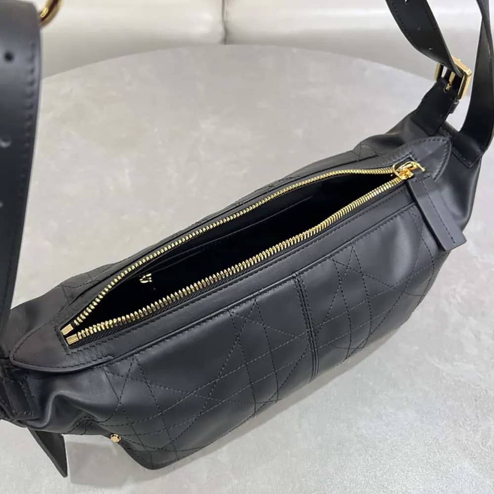 TÚI Dior Women Small D-Journey bằng da bê nhăn màu đen đế phẳng Macrocannage