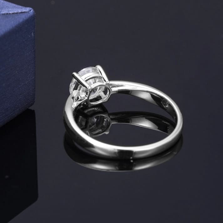 Nhẫn kim cương nhân tạo cắt tròn 1CT 2CT kiểu solitaire DF VS1 VVS2 vàng trắng 18K