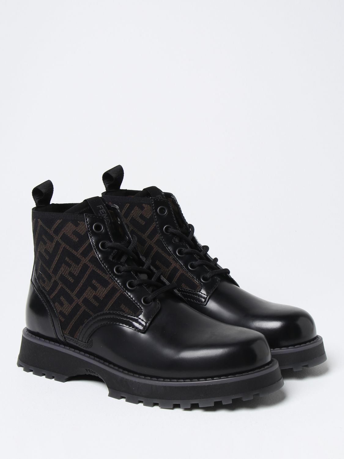 GIÀY FENDI Ankle boots in leather and fabric