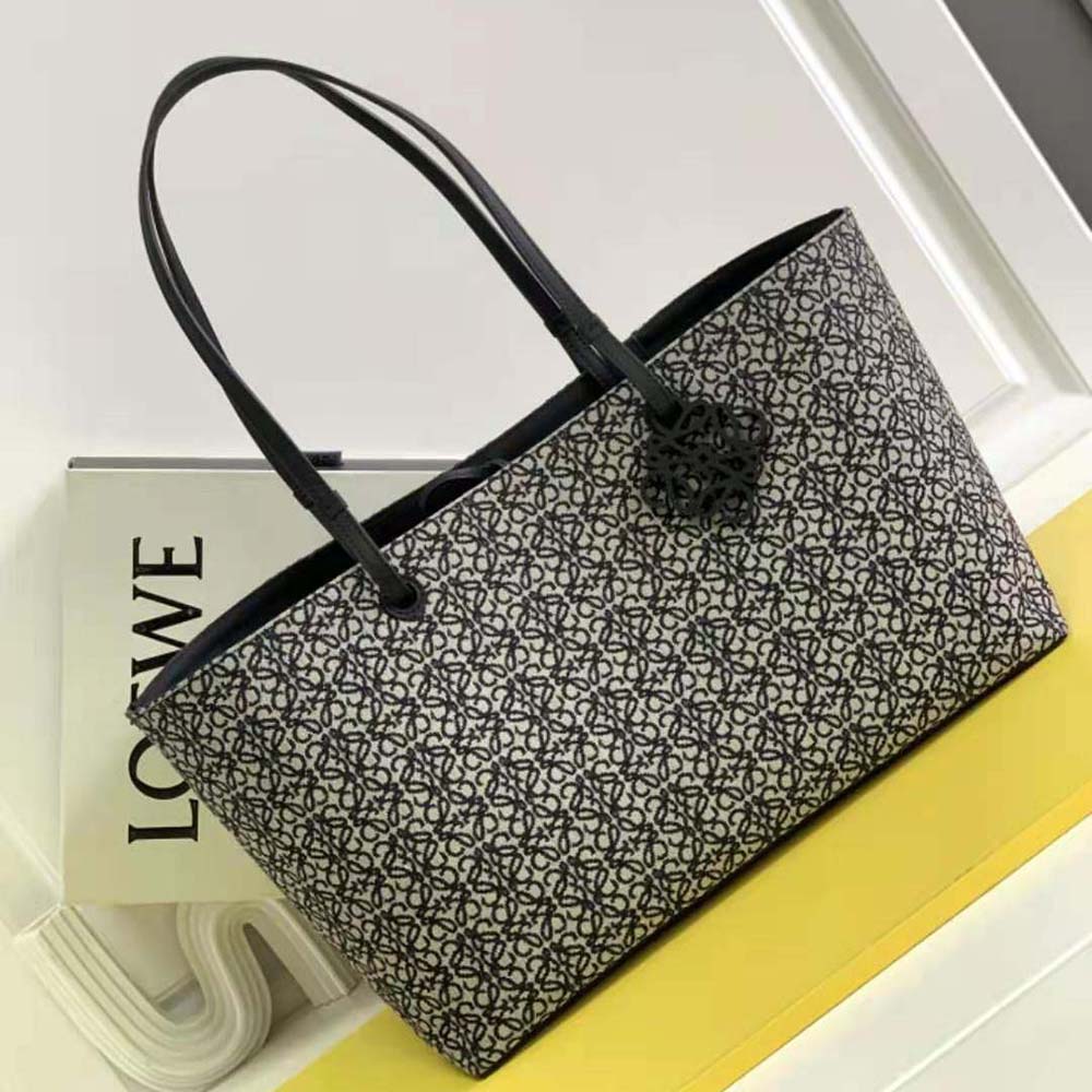 TÚI Loewe East West Tote Bag in Anagram Jacquard and Calfskin-Black