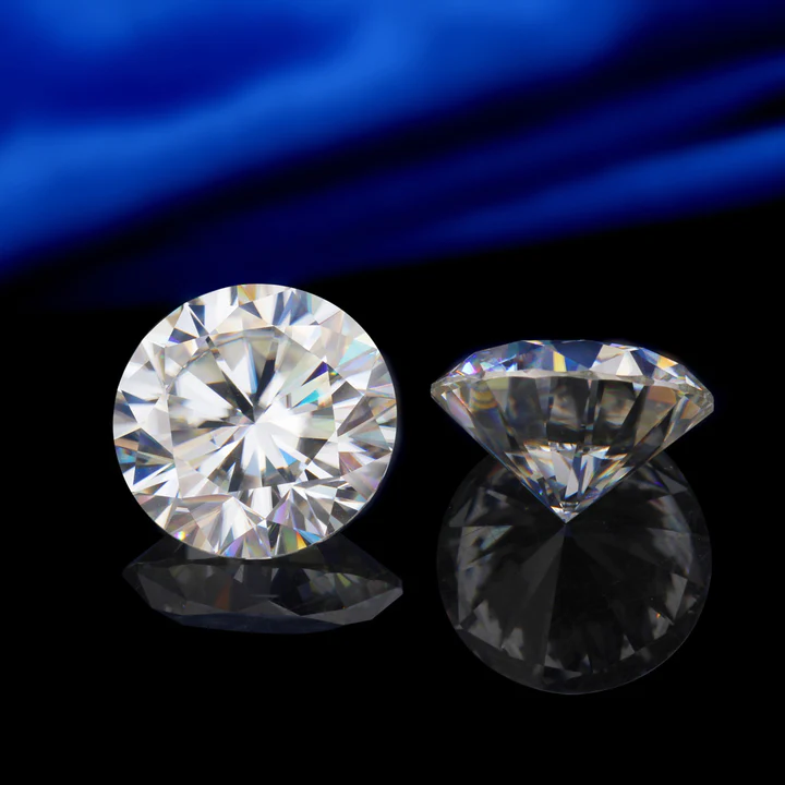KIM CƯƠNG Round Hearts and Arrows Cut Natural White Loose Moissanite Stone