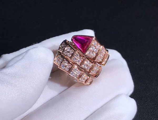 Nhẫn BVLGARI Serpenti Viper Ruby head full kim cương vàng hồng 18K