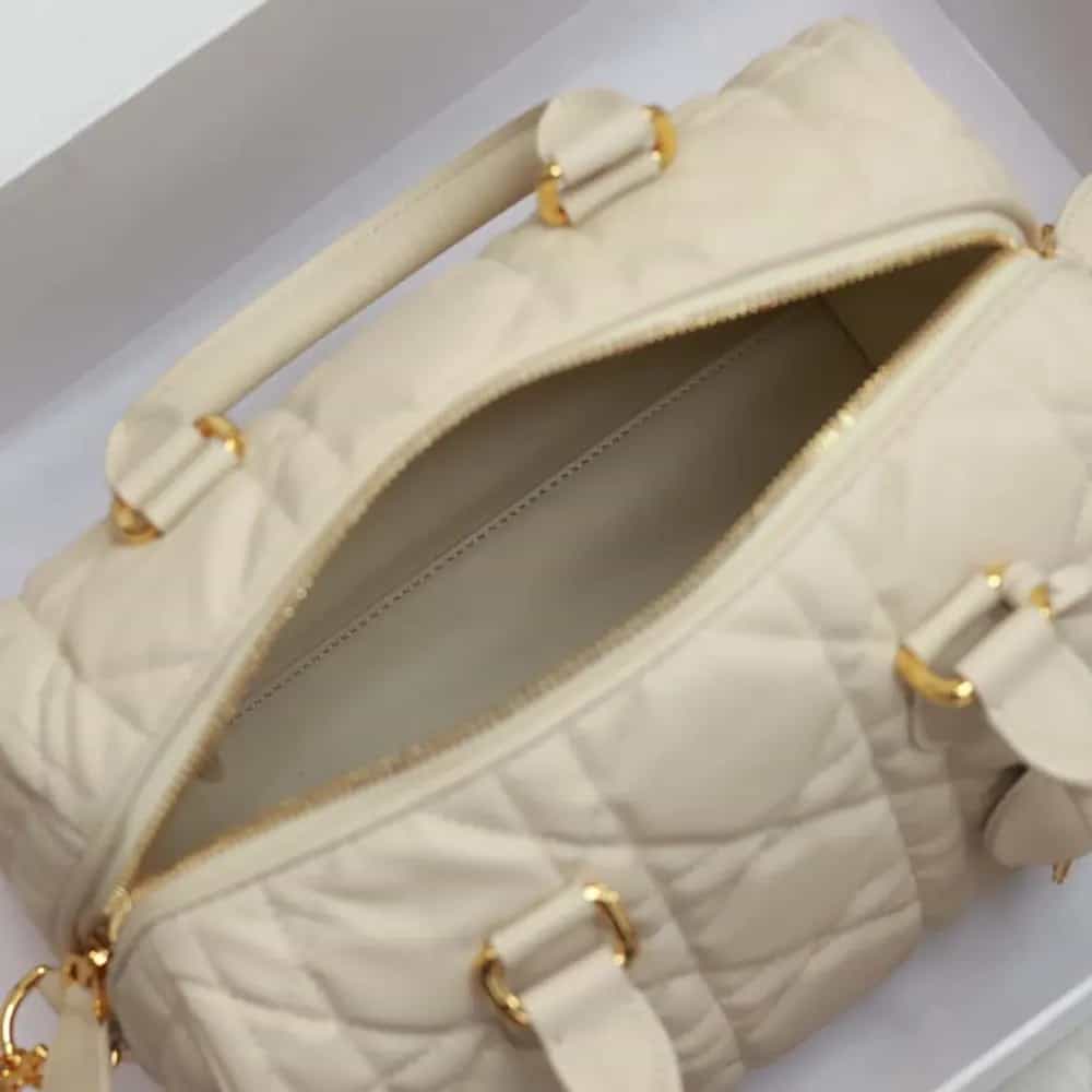 TÚI Dior Women Groove 25 Dusty Ivory Macrocannage Calfskin