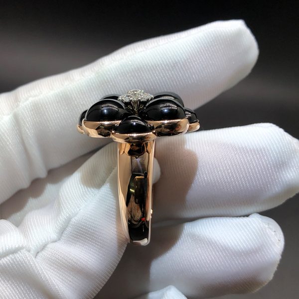 Nhẫn Van Cleef & Arpels Onyx Cosmos vàng hồng 18K